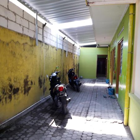 Janti Transit Room Syariah Maguwo Bagian luar foto